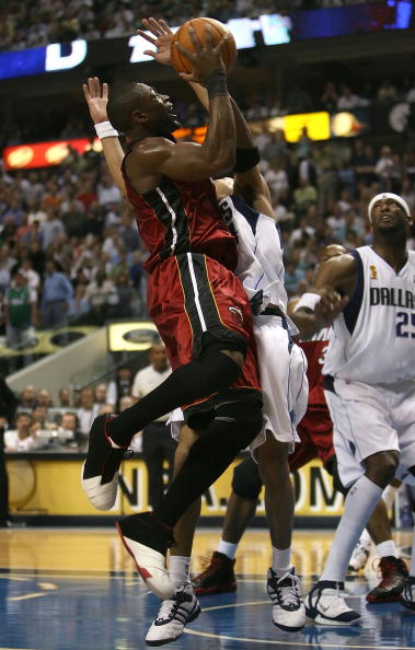 但他用坚韧 但他用坚韧