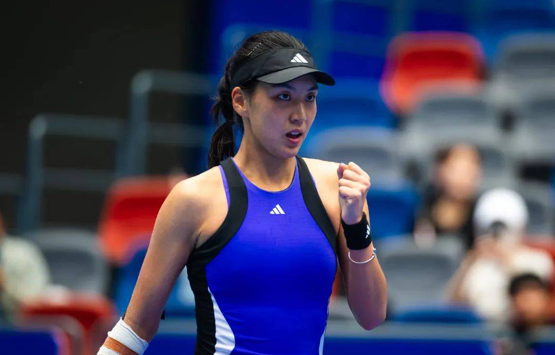 表面上是黄 表面上是黄