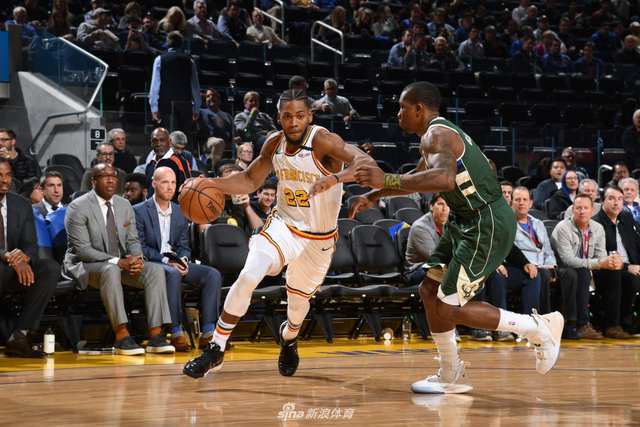 对运动员的 对运动员的