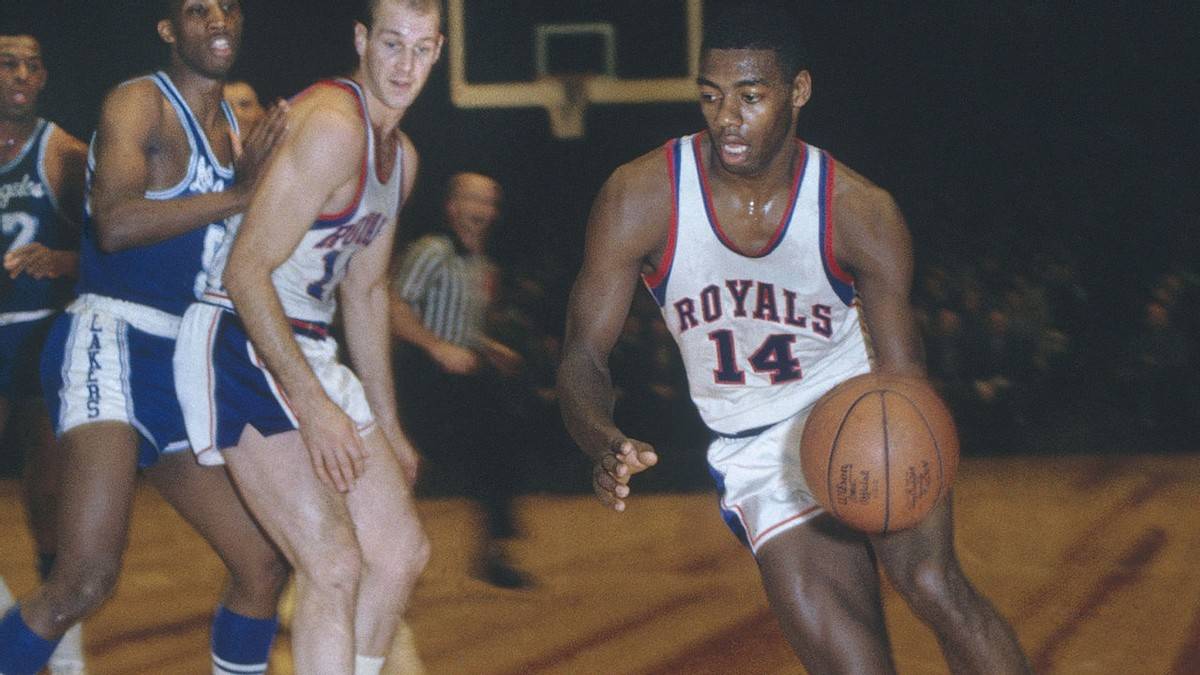 作为篮球中 作为篮球中